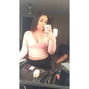 Meet your Posher, Angela